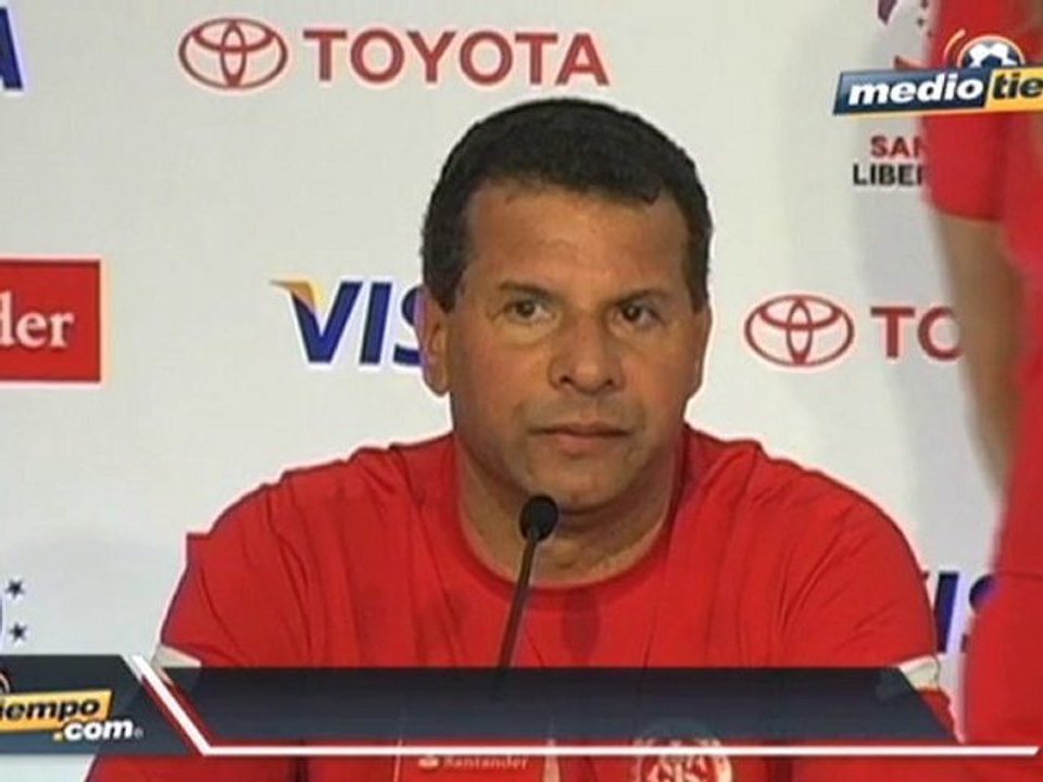 Medio Tiempo.com - Conferencia Chivas vs. Inter Porto Alegre, 11 Agosto 2010