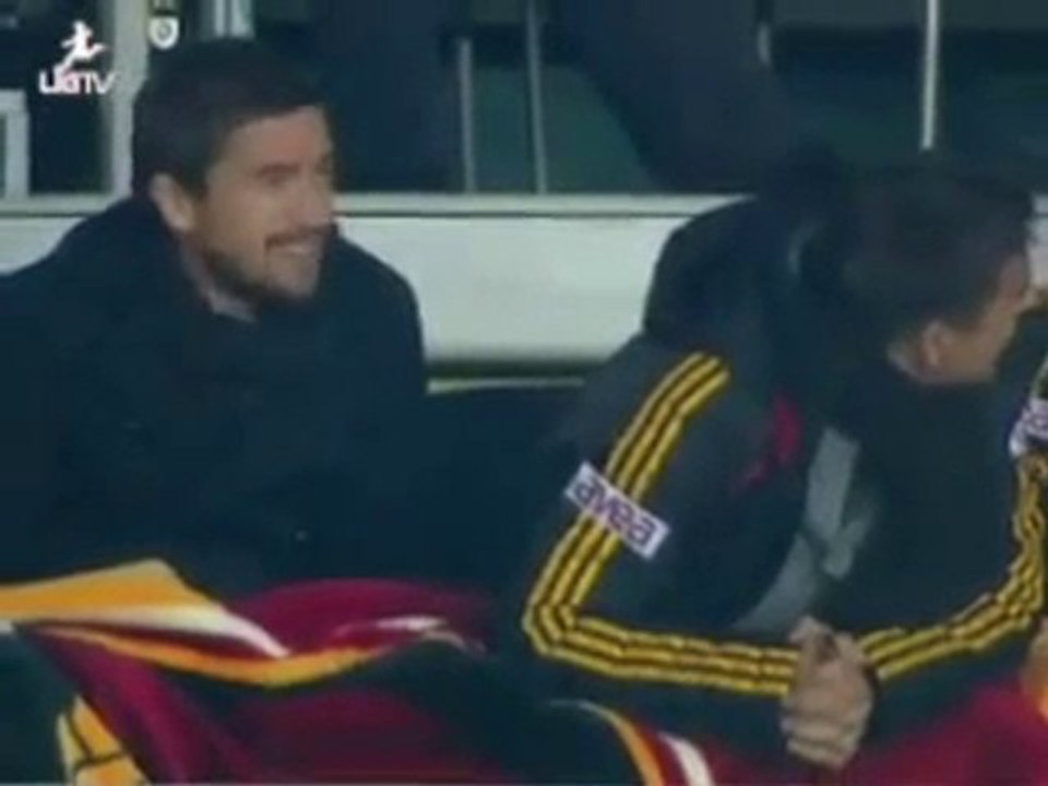 Kewell ve Baros ne yapıyor ??