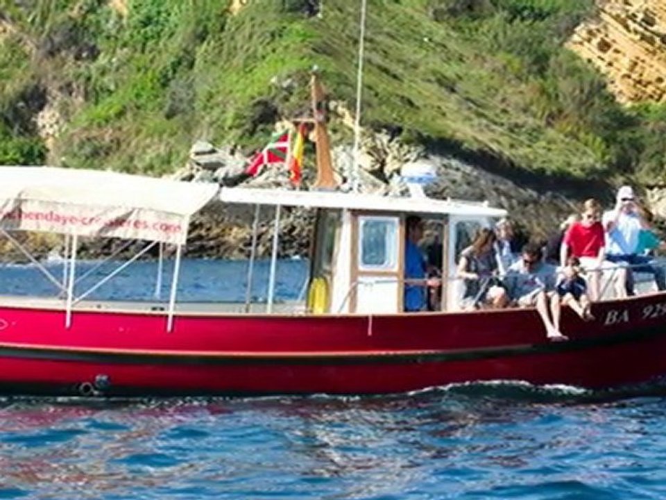 bateau de promenades et de peche  pays basque Hendaye