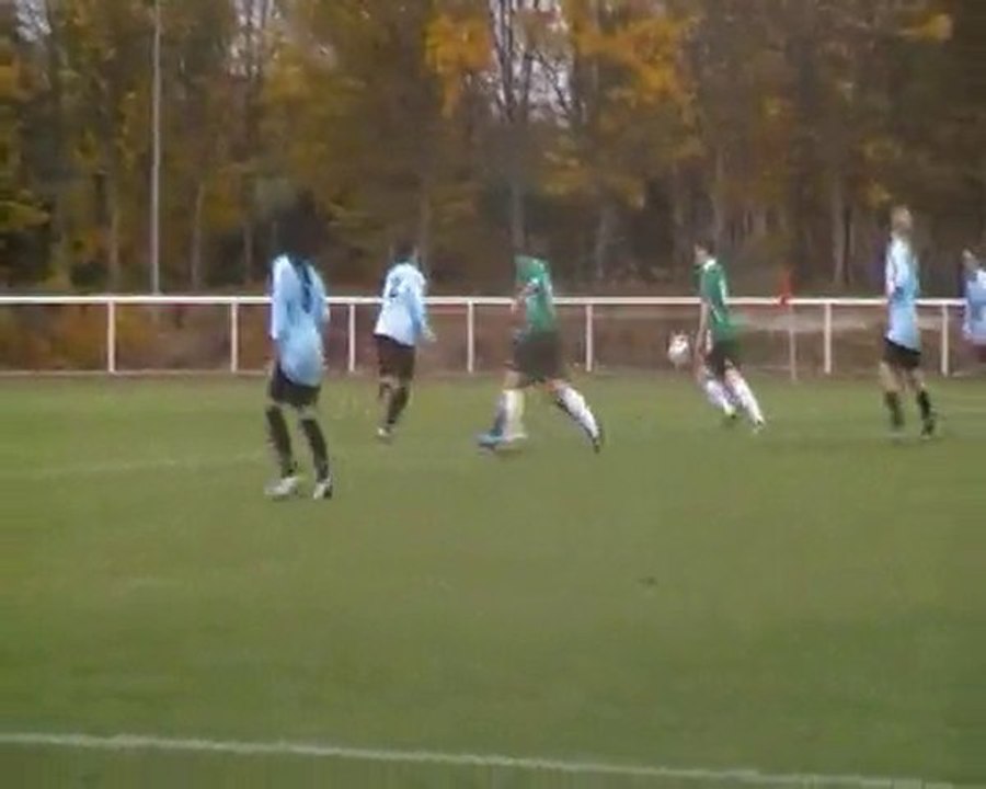 Montigny-Tours : le 2e but de Margot Robinne (Montigny)