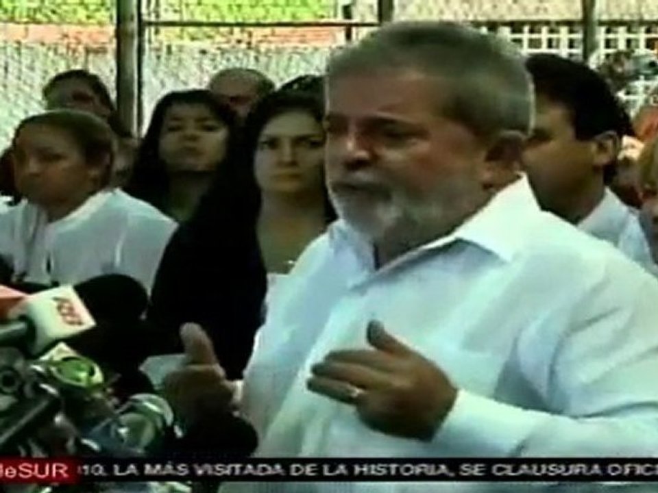 Candidatos y Presidente Lula ejercieron su derecho al voto e