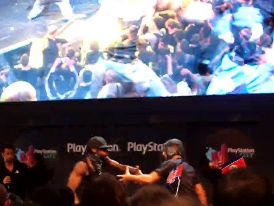 [PGW 2010] PlayStation City Show - Les Yamakasi