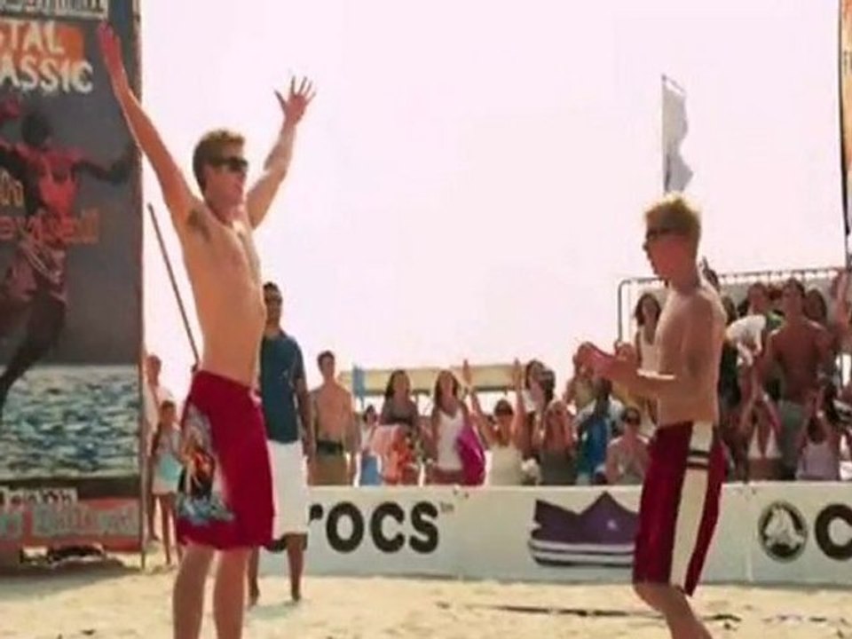 Miley Cyrus & Liam Hemsworth - Take 40 Australian Interview