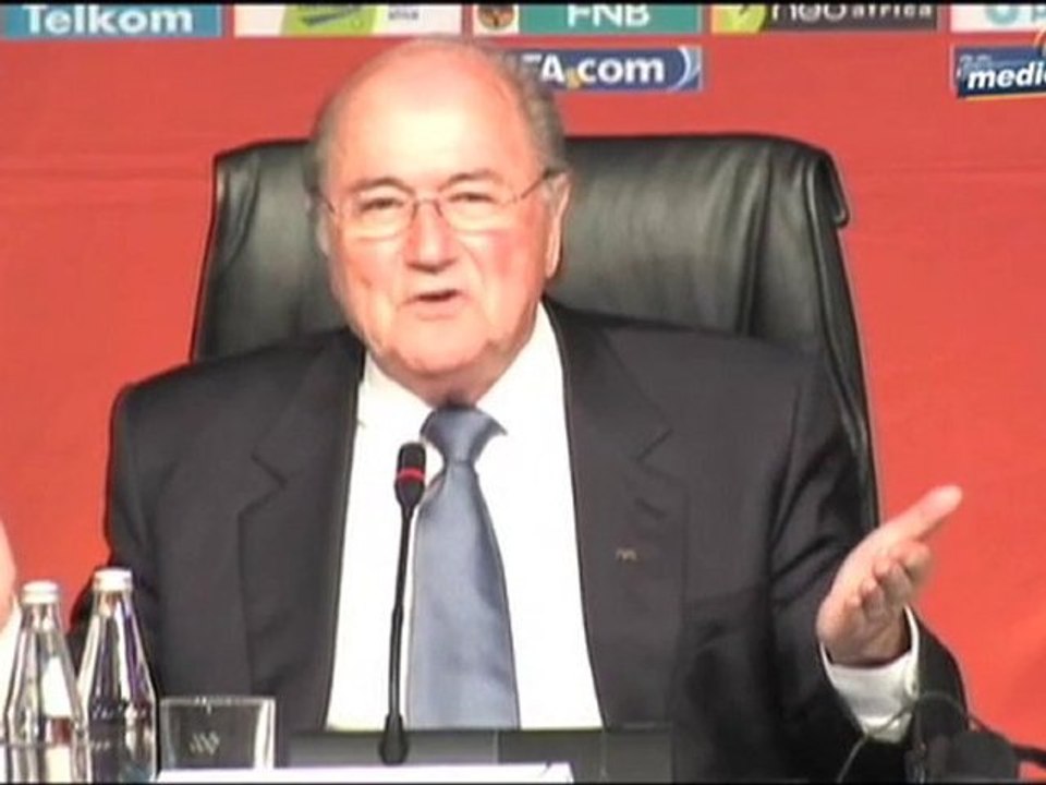 Medio Tiempo.com - Joseph Blatter le puso 9 al Mulndial, 12 de julio 2010
