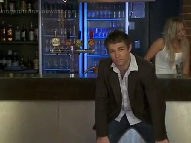 DatingRulez.com - Is He Flirting? Signs He's Flirting ...