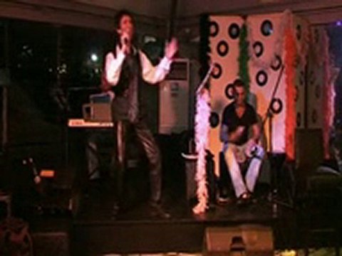 Murphy's@Kalamış'ta Ertan Öztaş'la canlı 80'ler 90'lar