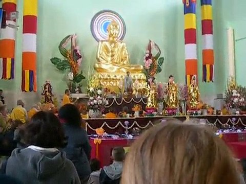 Vésak 2554 8 incroyable mais vrai