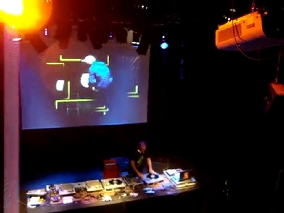 Pink ipnotika vs Vj Biò