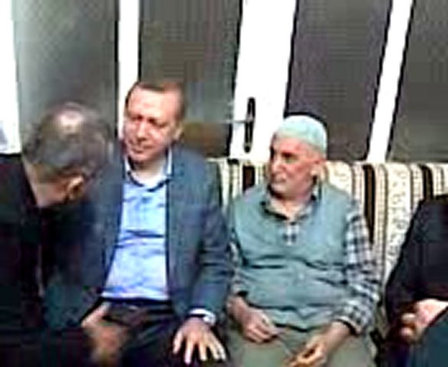 BAŞBAKAN ERDOĞAN ŞANLIURFA EV ZİYARETİ