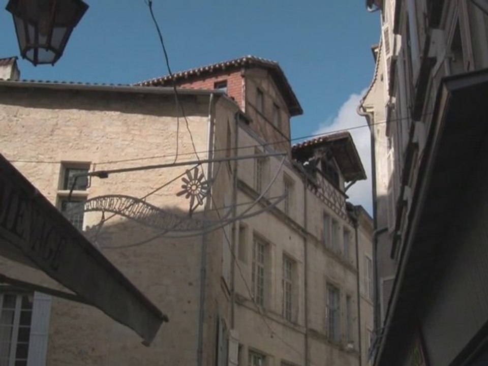 Ville renaissance Périgueux HD