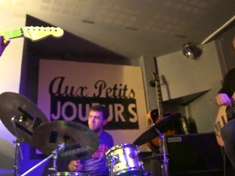 Jam session - Headache - Aux Petits Joueurs : 4ème extrait