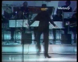 --Annie CORDY(1982)-- ""Gd papa musiçien + medley...""