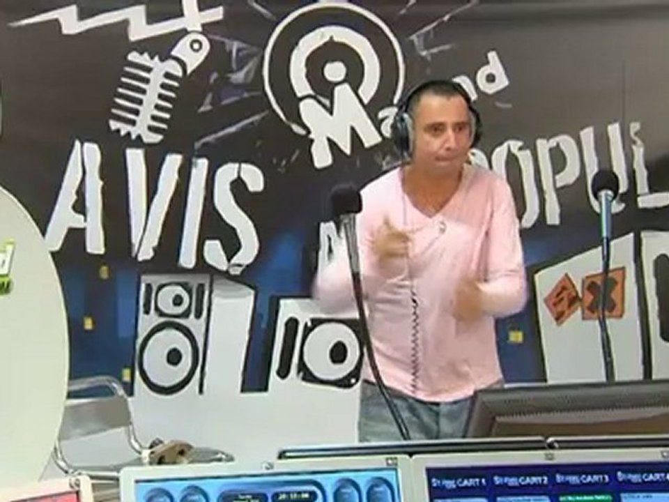 Impressionnant, Maurad danse très très bien comme M. Jackson