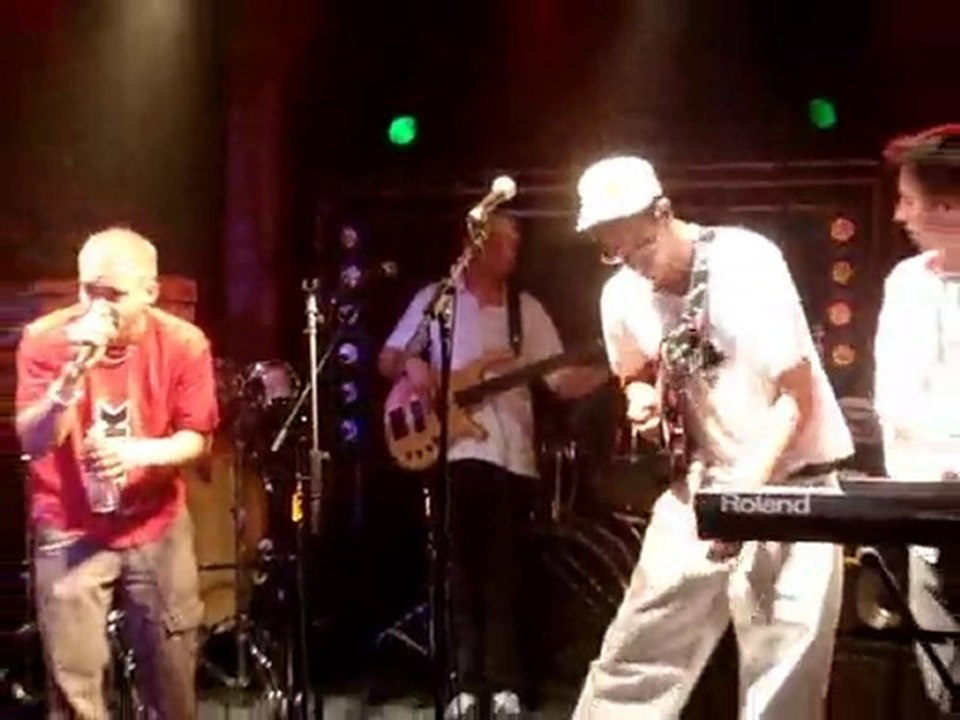 J'avance avec les miens