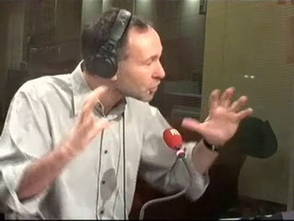Nicolas Sarkozy s'offre une séquence internationale