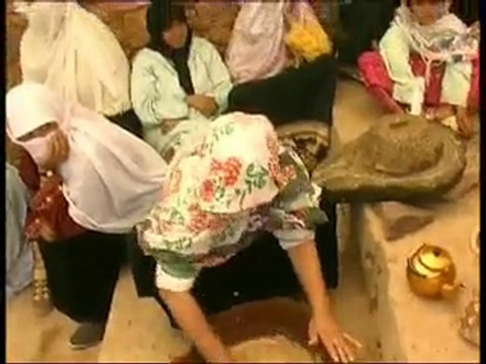 Production d'huile d'argan Maroc www.les-sens-naturels.com