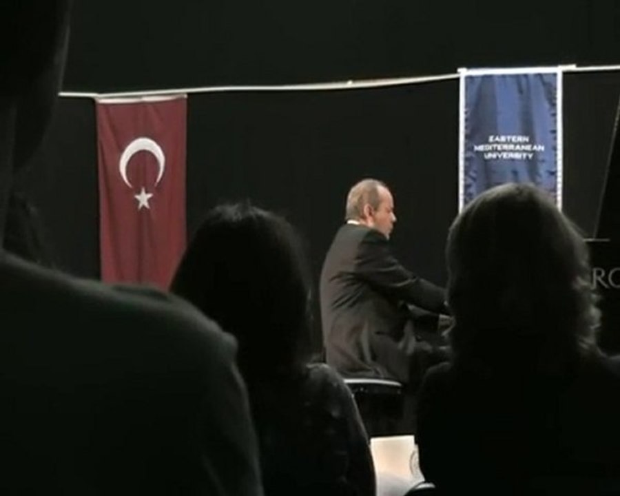 F. Liszt Nuages Gris (fragm.) Live by Mehmet Okonsar, piano