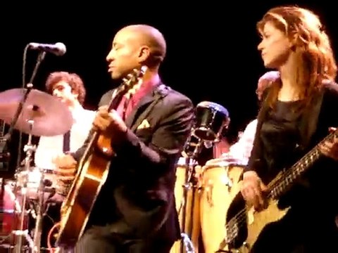 Sharon Jones and the Dap Kings... Soul Train....