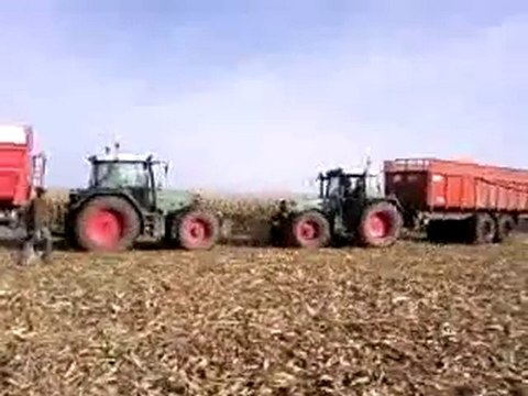 Remorquage d'un FENDT 716 Vario TMS par un FENDT 512 Favorit