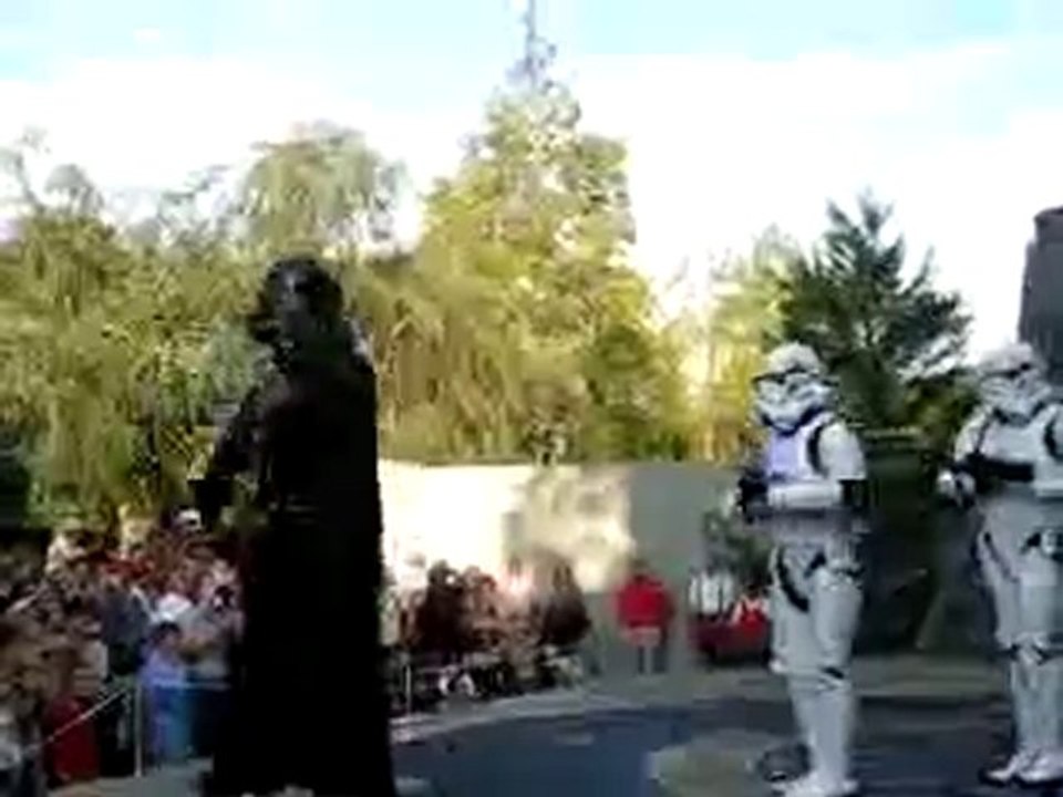 YouTube        - Vader Dances to Hammer You Cant Touch This