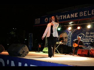 GÖNÜL ERGÜNDEN SAHNE PERFORMANSI