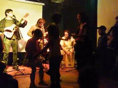 Dia de muertos en Paris 2010 VIDEO: Victor Ibarra