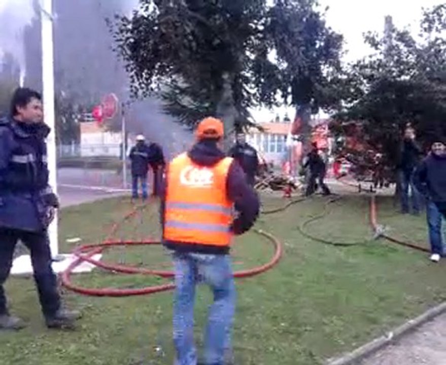 RAFFINERIE TOTAL GRANDPUITS DURCISSEMENT DU MOUVEMENT