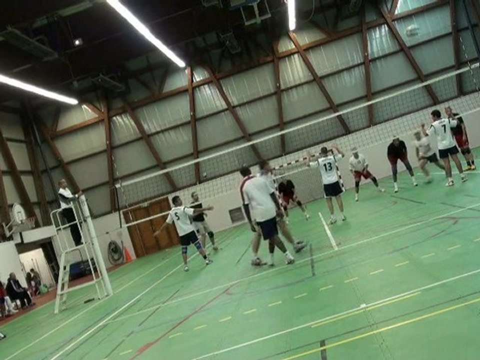 Match Senart Vs Fontenay 1 (19.10.2010) Part 1/6