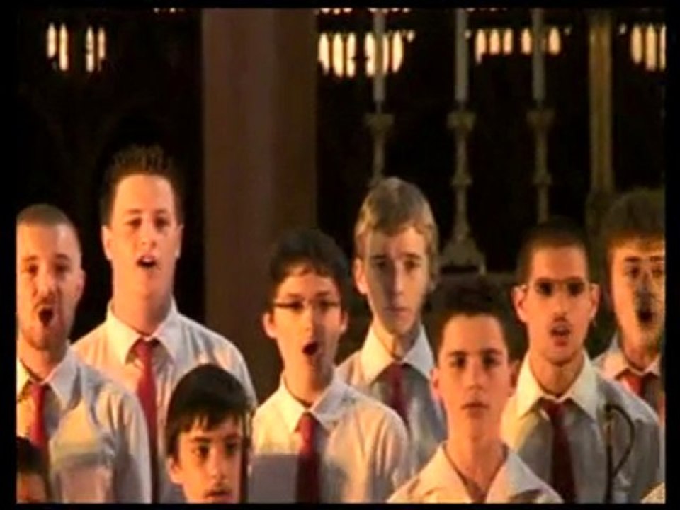 Petits Chanteurs de Saint-André - Praise his holy name
