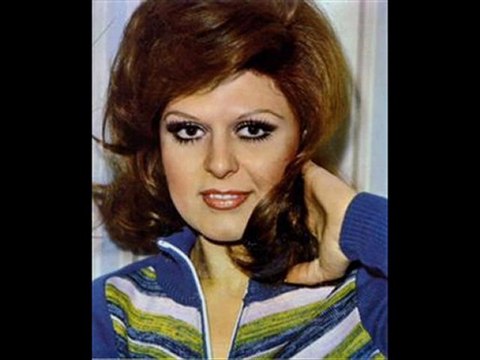 Neşe KARABÖCEK - Bana Çok mu Görüyorsun (Eski)