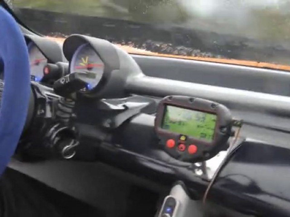 Lotus 340 R suite