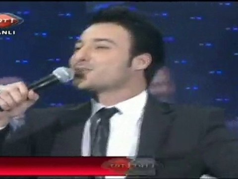 Mustafa Demiroğlu £££ KIZ SEN İSTANBUL'UN NERESİNDENSİN