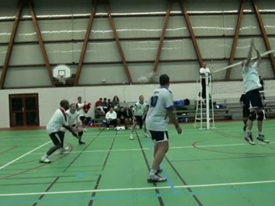 Match Senart Vs Fontenay 1 (19.10.2010) Part 3/6