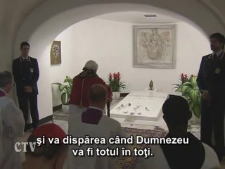 Benedict al XVI-lea s-a rugat la mormintele Pontifilor