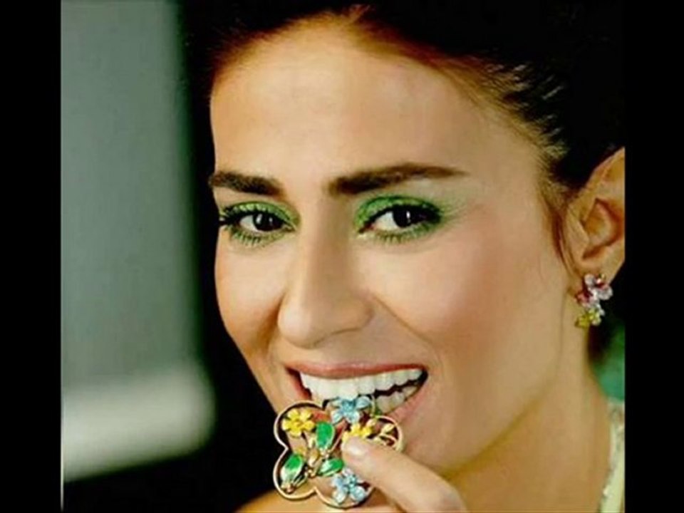 Yıldız Tilbe - Konma Bülbül Konma Nergis Dalına