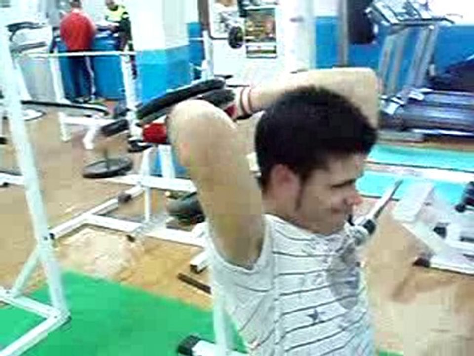 Alvarotricepstrasnuca