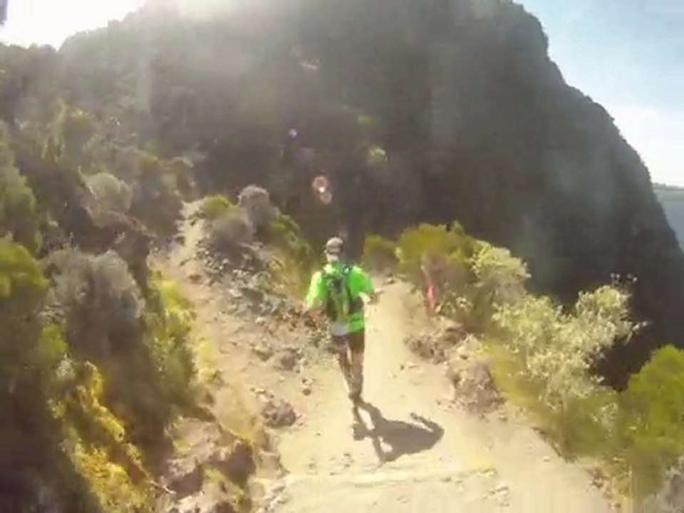 GRAND RAID 2010 : Passage au gîte du Piton des Neiges