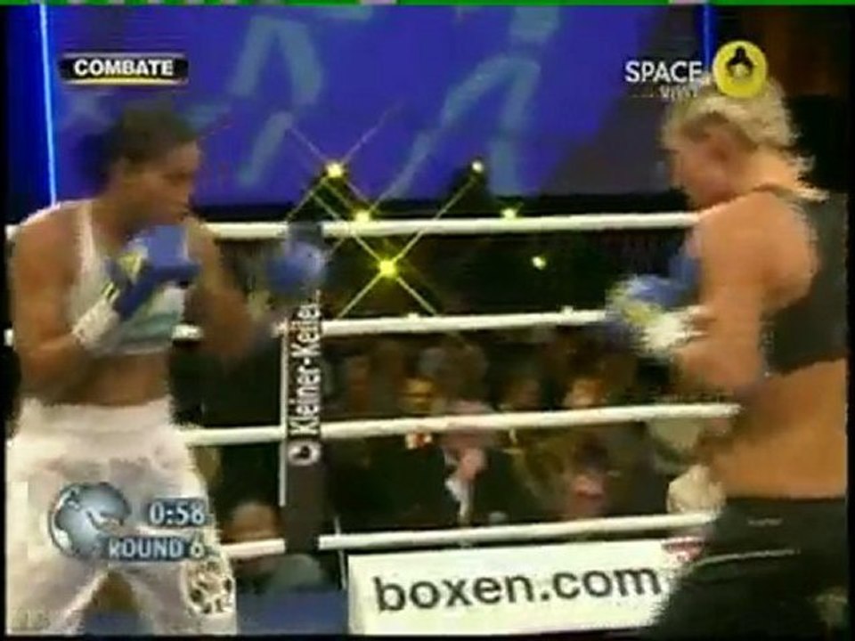 CECILIA BRAEKHUS vs MIKAELA LAUREN 04