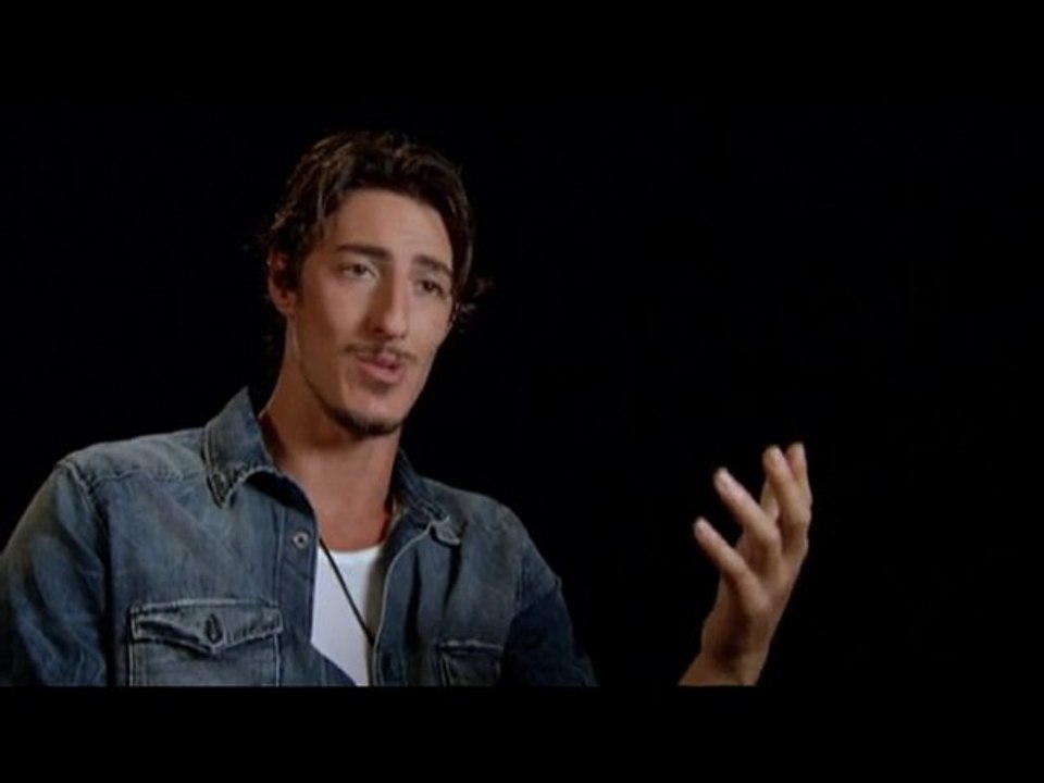 Skyline - Eric Balfour Interview