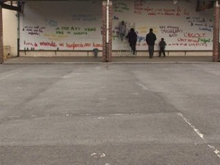 Rainbow Wall, vidéo et mur pérenne - 2010