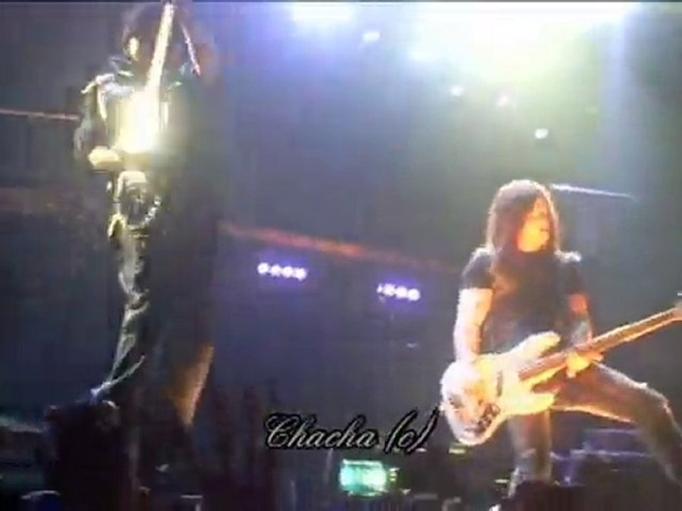 Tokio Hotel 14.04.10 Paris In your shadow i can shine