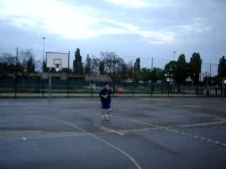 trois pote au playground