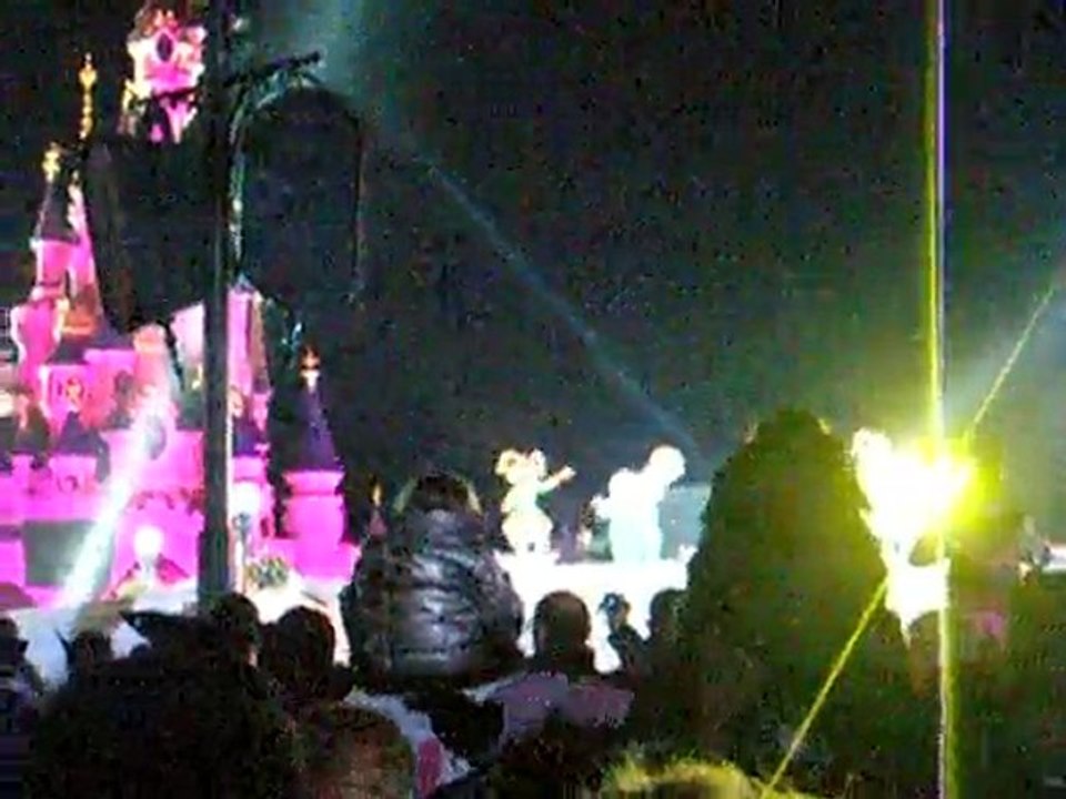 les méchants disney font leur halloween show extrait 3