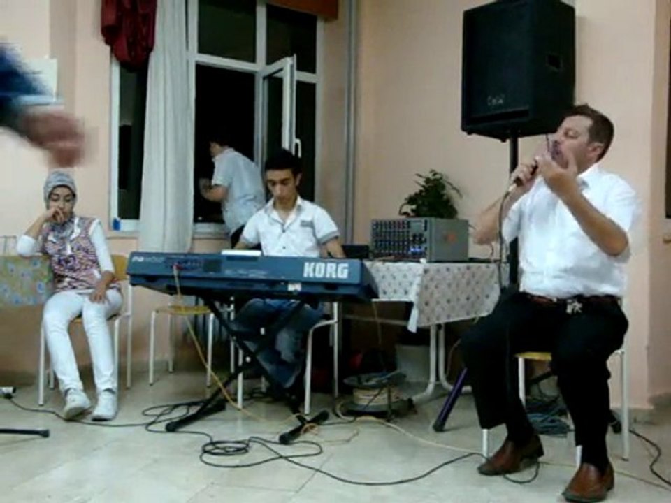 EFSANE MÜFTÜ ADNAN ZEKİ BIYIK-MANOLYAM