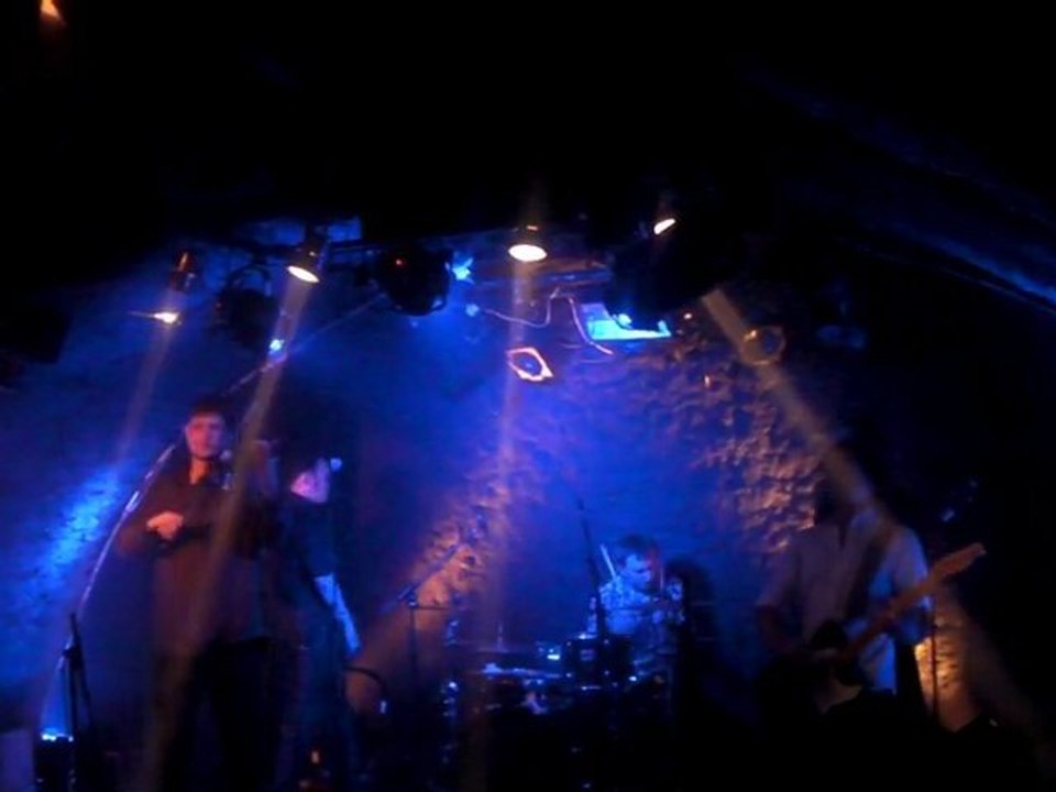 Yan Caillasse au Sentier des Halles 03/11/10