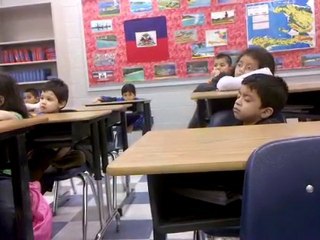 Kid falling asleep super funny fameprint.com