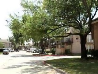 Village in the Woods Apartments