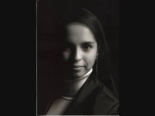 Selen Karayiğitoğlu Adamadze-C'est une chanson-Autumn leaves