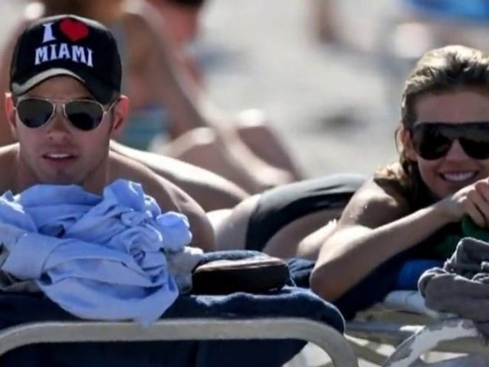 Exklusiv: Kellan:Glücklich und Single