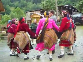 kızlar yıktı geçti www.kavrun.tr.gg